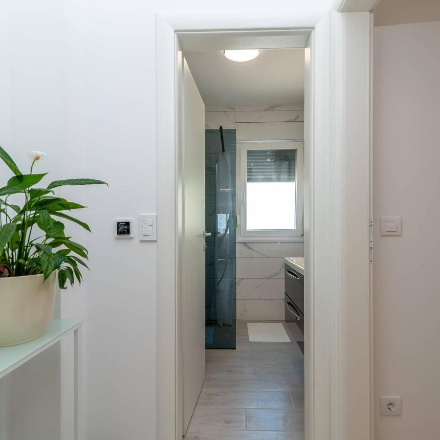 Apartman Lotos Διαμέρισμα Τρογκίρ Εξωτερικό φωτογραφία